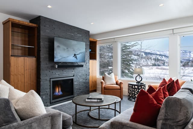 2900 DEER VALLEY DR #E235